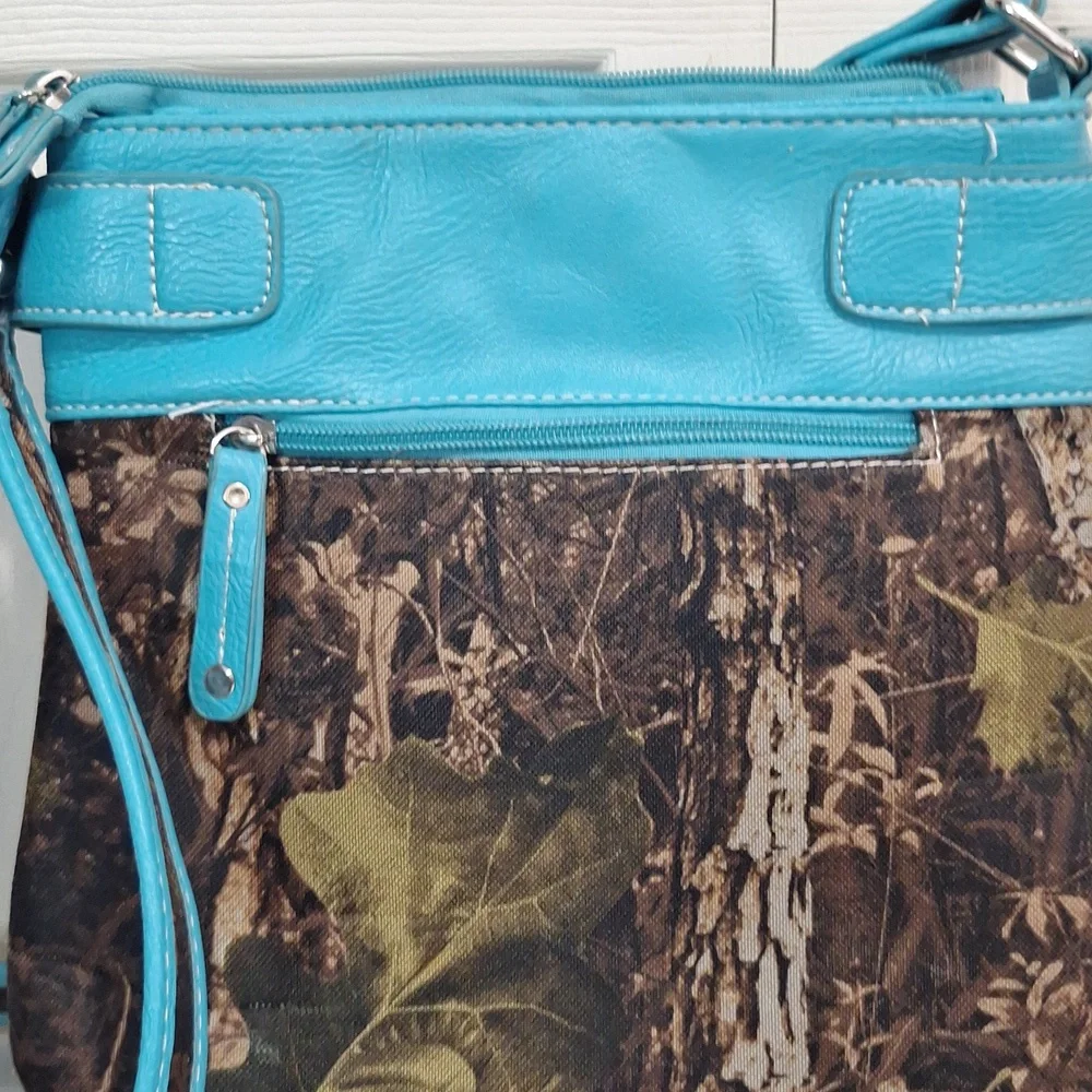 Faux leather and camouflage canvas studded rhinestone crossbody bag - teal/green